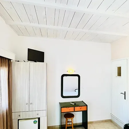 Hotel Galaxy Mylopotas